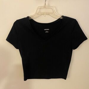 Black crop v neck
